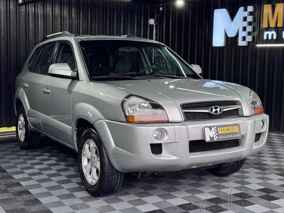 HYUNDAI TUCSON 2.0 MPFI GLS 16V 143CV 2WD FLEX 4P AUTOMÁTICO HYUNDAI TUCSON 2.0 MPFI GLS 16V 143CV 2WD FLEX 4P AUTOMÁTICO